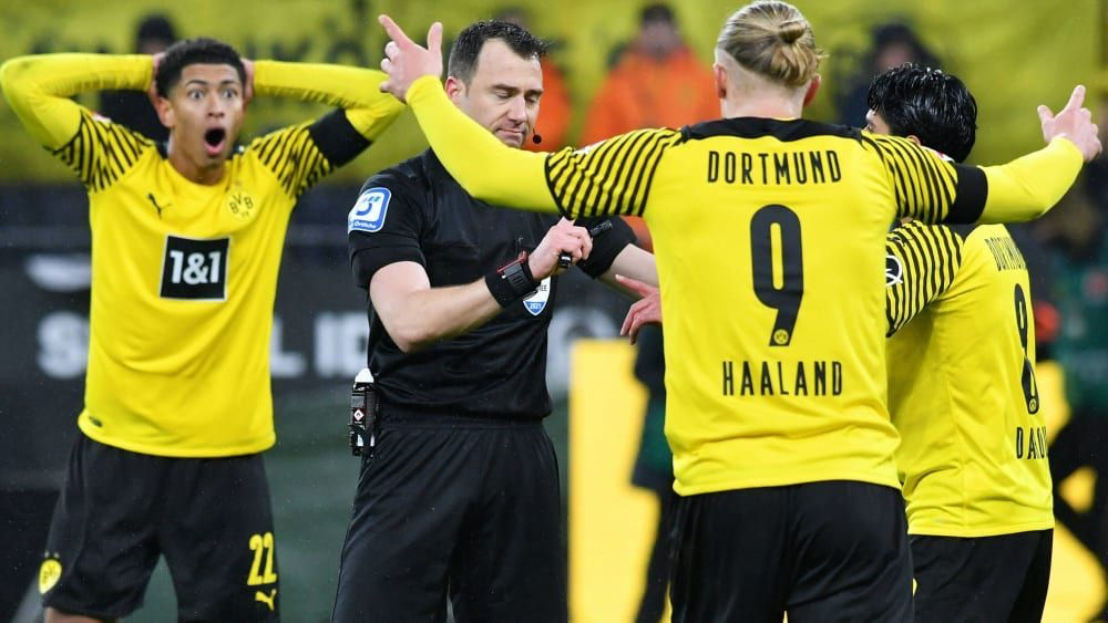 九游中心-哈兰德官方宣布比赛规则变更新规，快船引发争议！上演精彩一战-九游中心