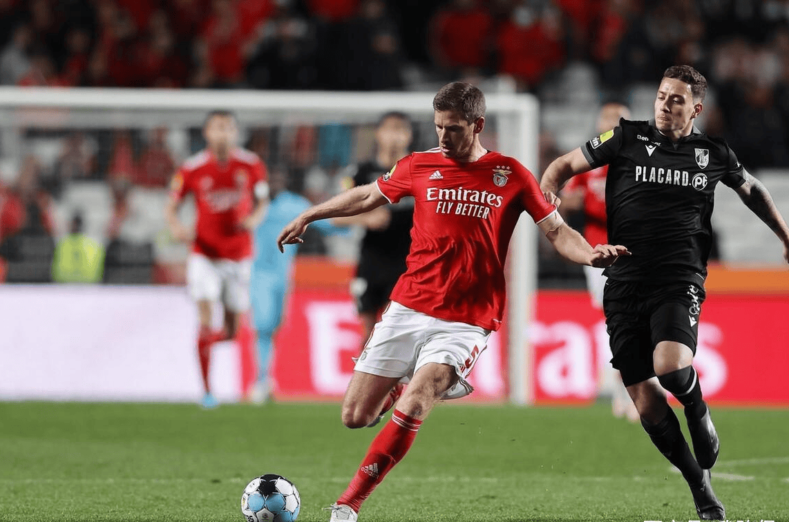 葡超窗口期走向成谜,巴塞罗那防线松动,气氛紧张,资深球员宣示担当 葡超窗口期走向成谜,巴塞罗那防线松动,气氛紧张,资深球员宣示担当