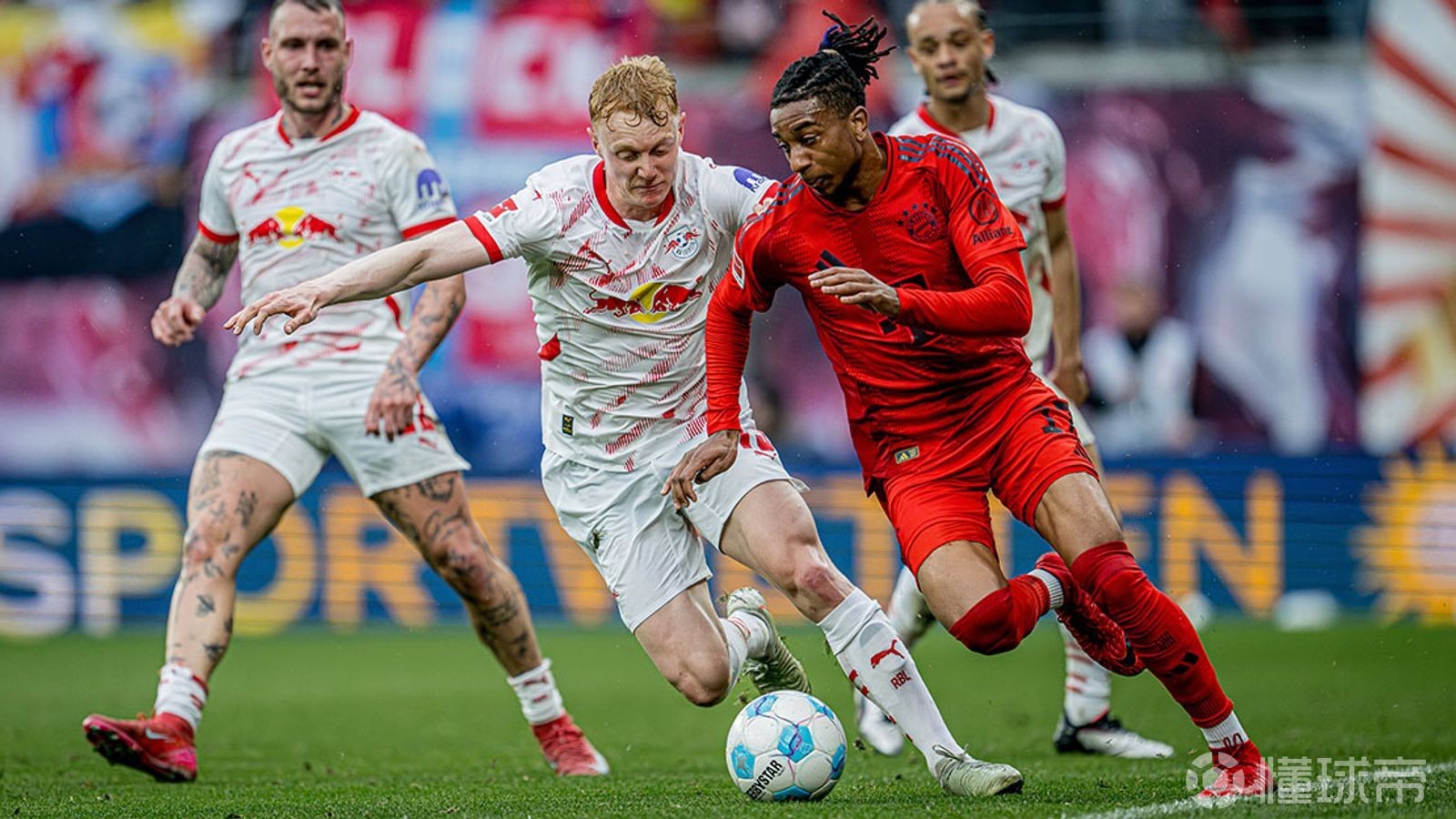 九游中心-关于转会期德甲焦点战，莱比锡完成体检，赛场秩序良好，赛程密集仍需轮换的信息-九游中心