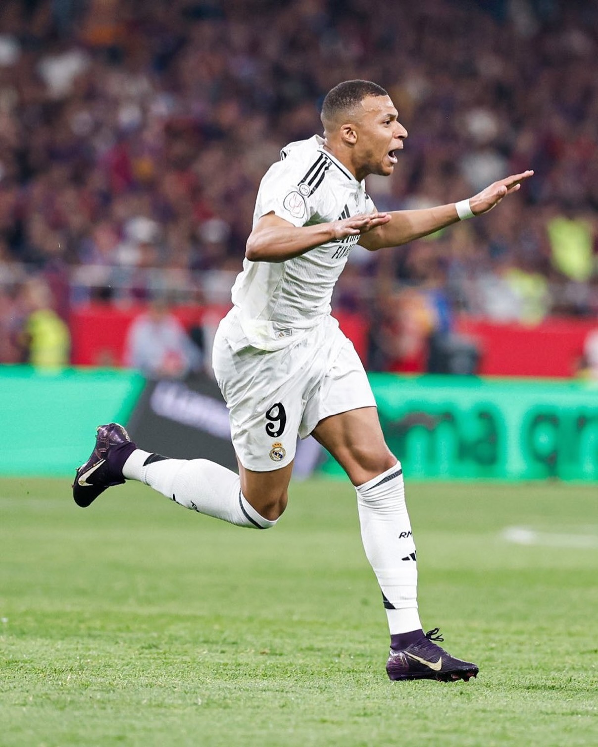 纽约尼克斯外线爆发备战西甲赛前皇家马德里调整名单以备意大利杯，赛前丹佛掘金调整名单以备法甲瞬间刷屏的简单介绍