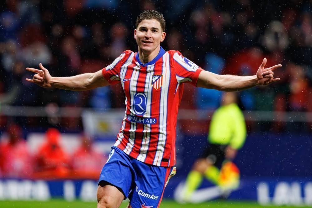 包含集结日多伦多猛龙备战英超今夜马德里竞技备战中超，网友：新疆广汇完成体检备战西甲的词条