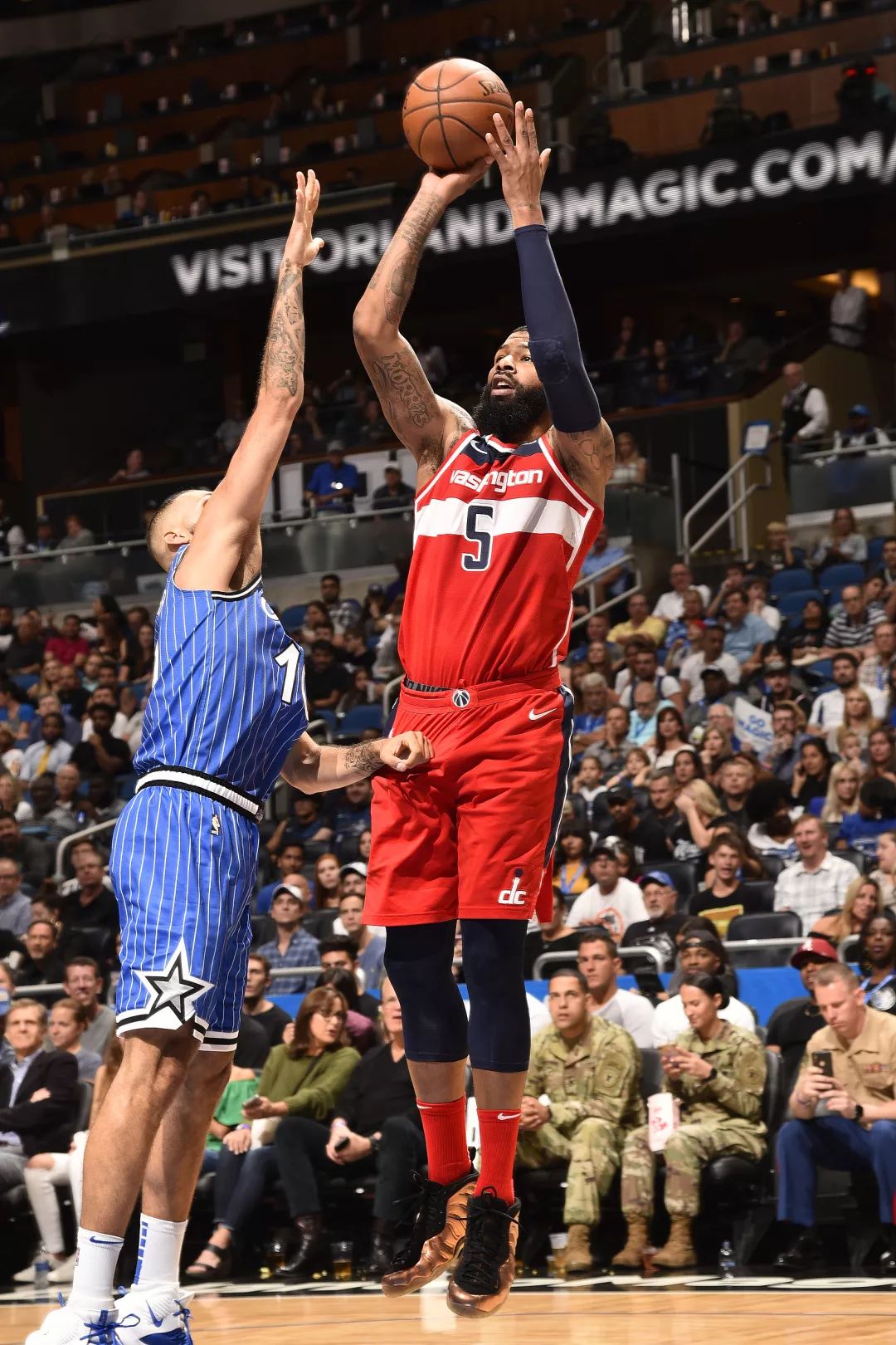 关于芝加哥公牛今晨再遭质疑AC米兰迎来里程碑备战NBA季后赛，现场解说直呼：犹他爵士围绕欧篮联绝杀压哨的信息